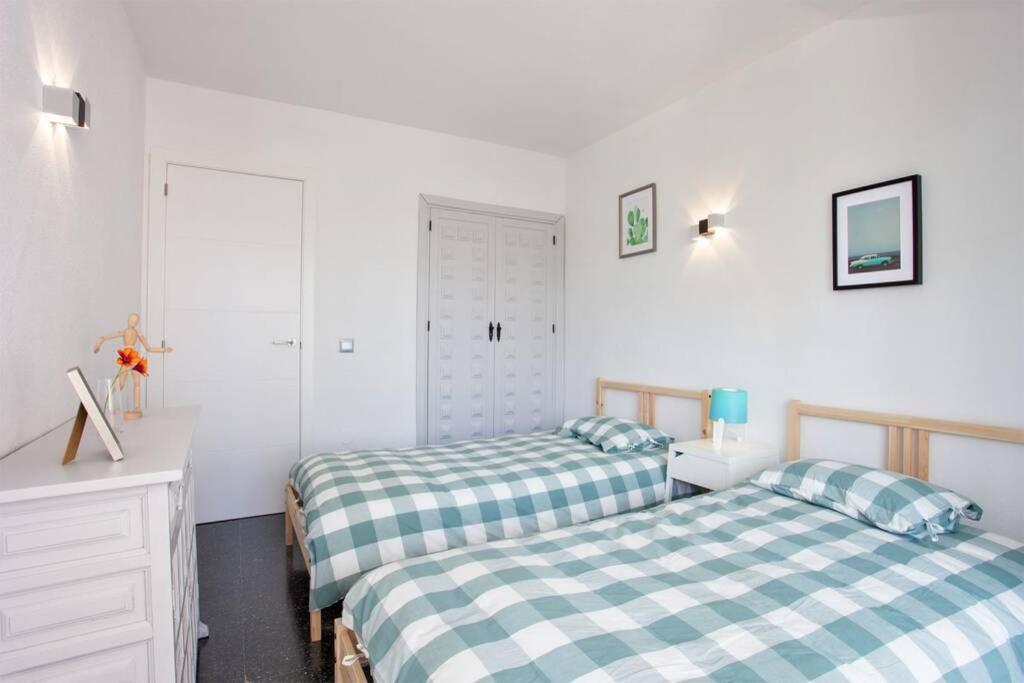 Puertosol 33 - 2 Bed Apartment, Beach Puerto Marina Benalmadena Exterior photo